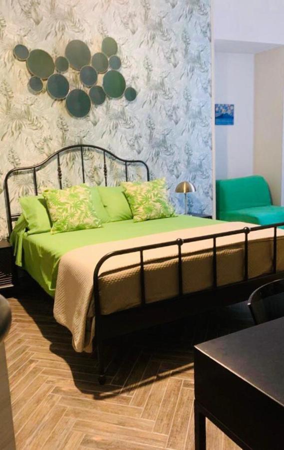 Sogno Botanico Bed & Breakfast Наполи Екстериор снимка